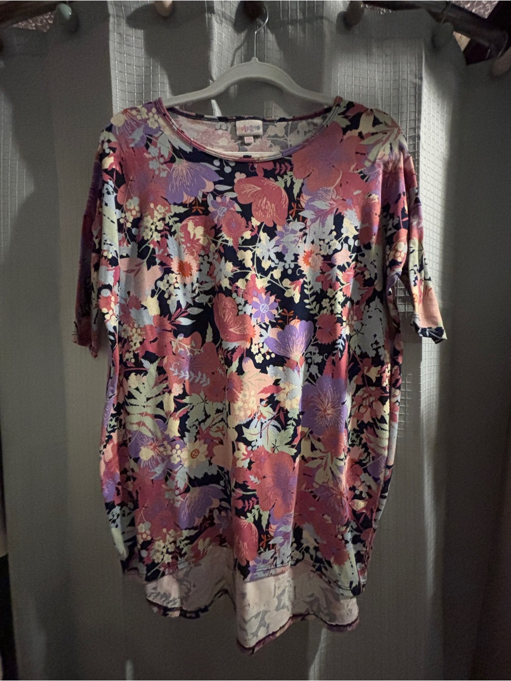 LuLaRoe Multicolor Floral Scoop Neck Top in Navy, Pink, Purple